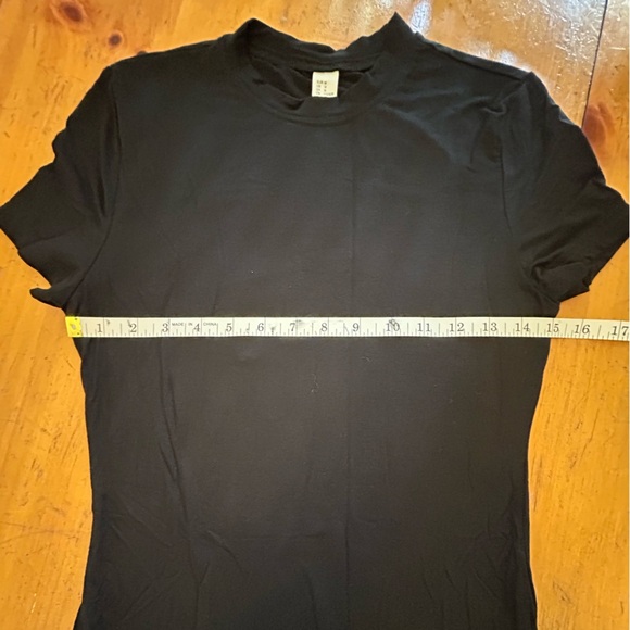 Black T-Shirt Style Midi Dress - Picture 9 of 9